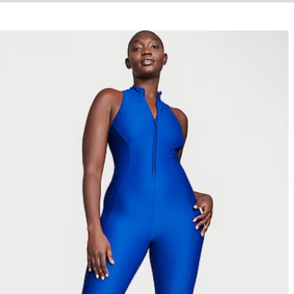 NWT Victoria’s Secret Blue Zip Up Jumpsuit 💙 - Picture 2 of 15